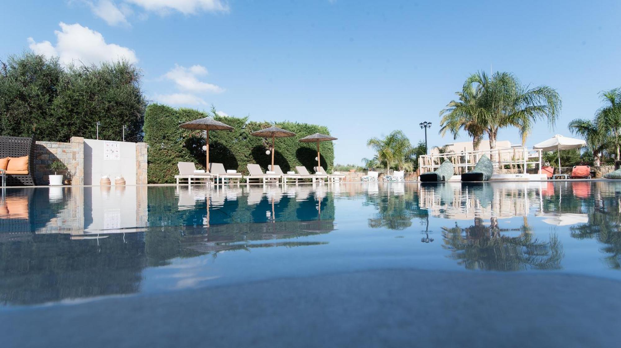 Mirage Studios Малиа Экстерьер фото