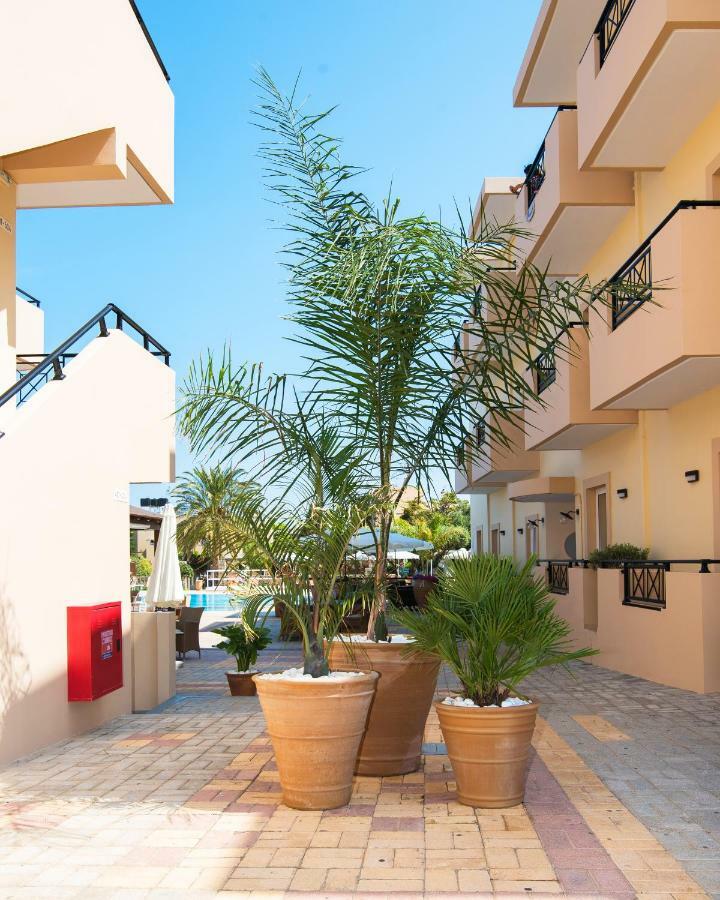 Mirage Studios Малиа Экстерьер фото